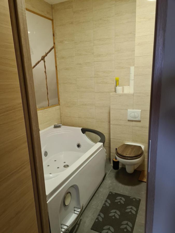 Yakuzza Apartments Giżycko Extérieur photo